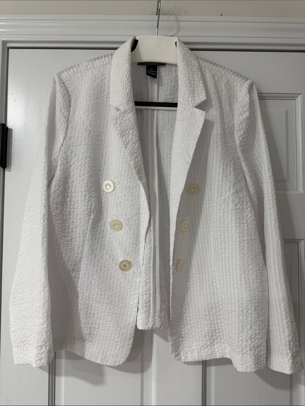 New York Clothing Co. White Textured Double-Breasted Cardigan Blazer